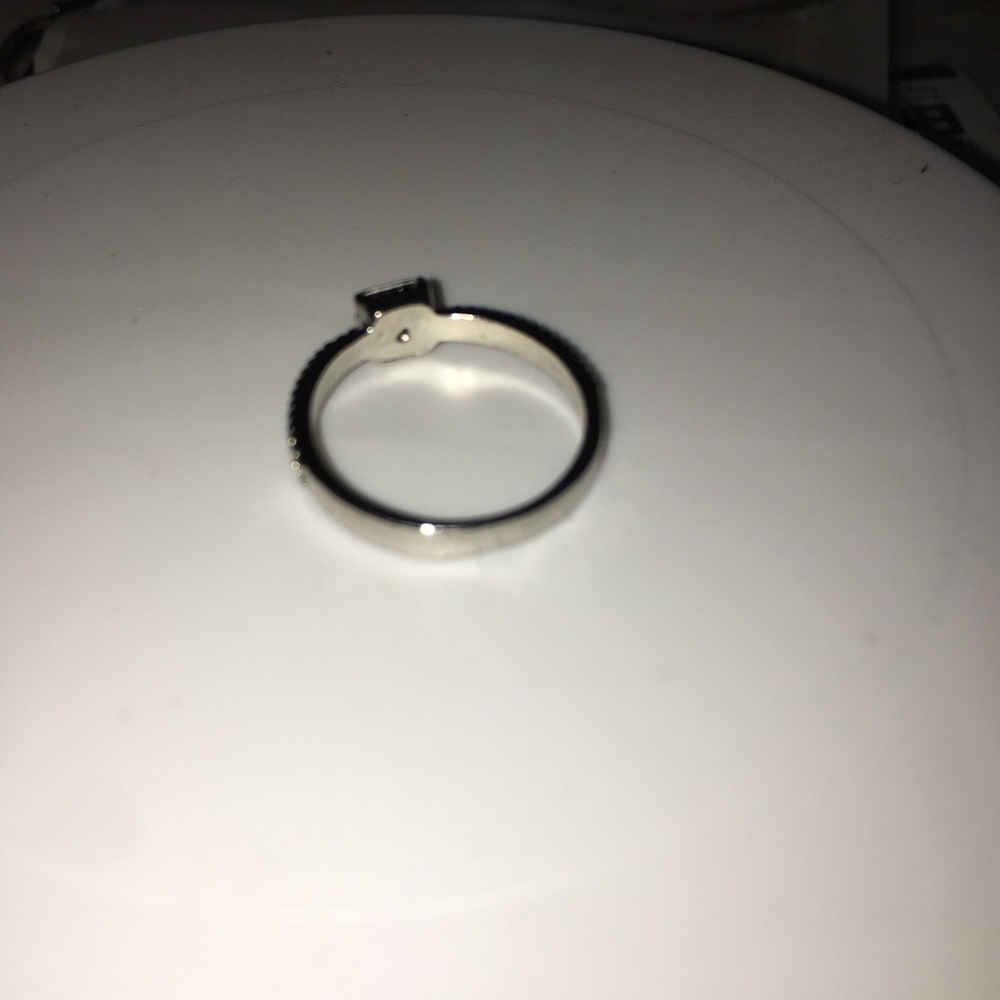 DIAMOND SQUARE BAND RING - Picture 12 of 12